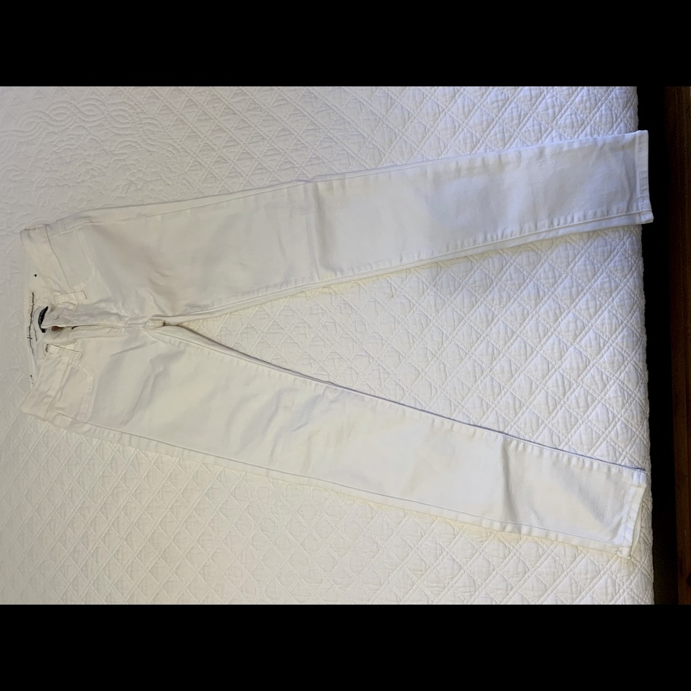 White American Eagle Jeggings